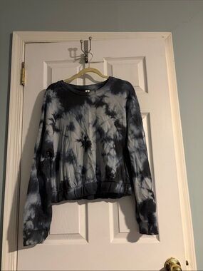 90 Degree by Reflex Tie-Dye Crop Crewneck Sweatshirt - mixed blue tones -NWOT